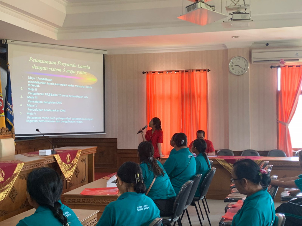 Pembinaan Kader Posyandu Lansia